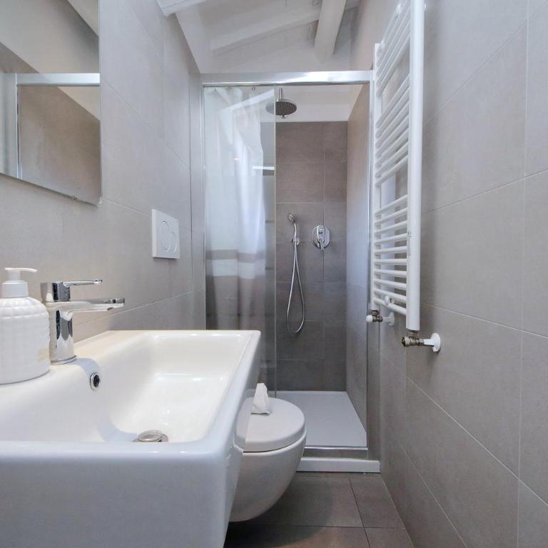 Torre Argentina - Three-Bedroom Apartment - 59