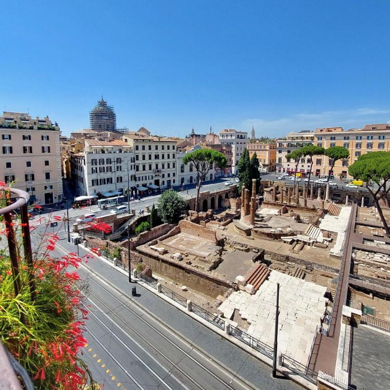 Torre Argentina - Three-Bedroom Apartment - 29
