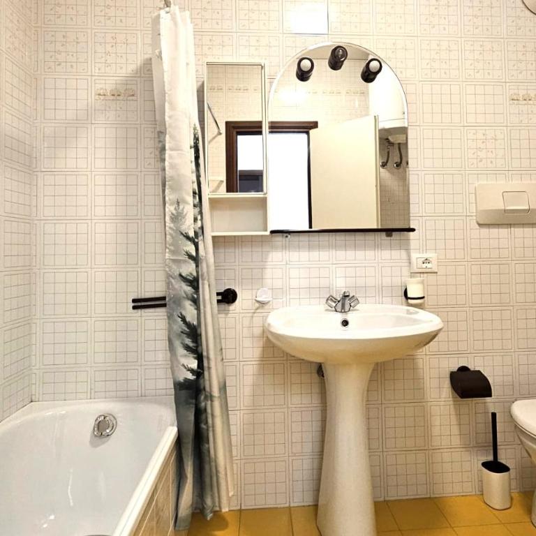 Casa Clò - Appartamento con 2 Camere da Letto e Terrazza - 34