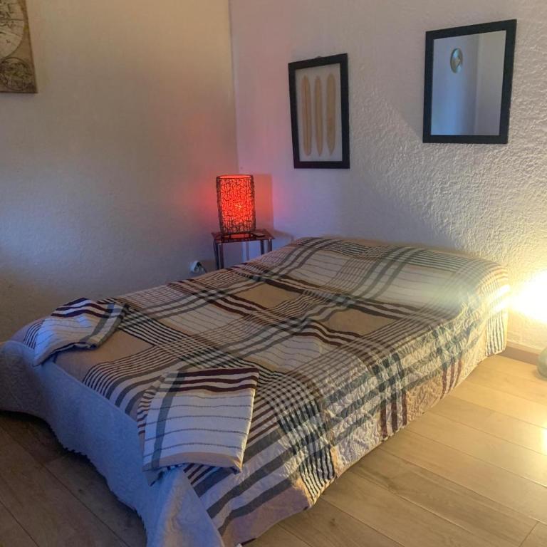 Studio cosy en bord de piscine - Appartement 1 Chambre - 3