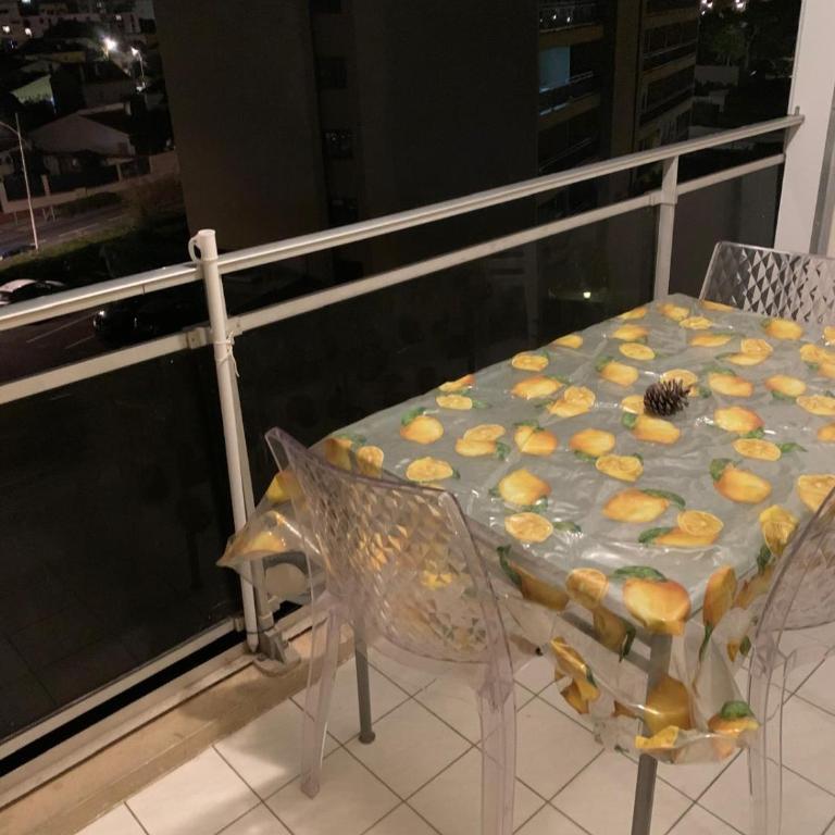 Studio cosy en bord de piscine - Appartement 1 Chambre - 2