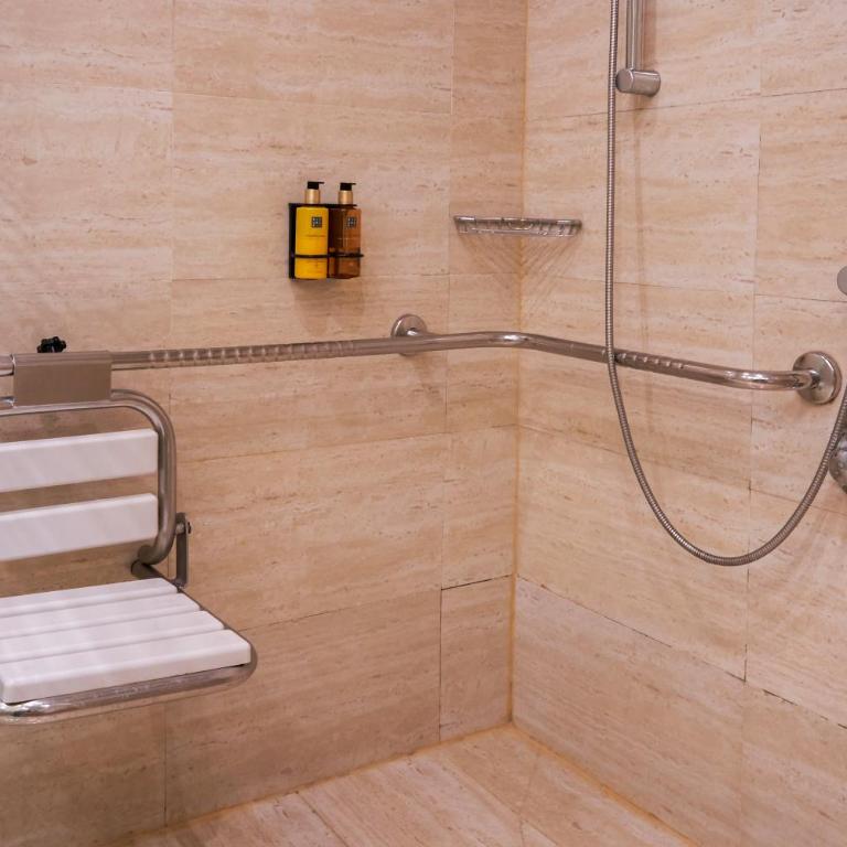 Hotel San Juan de los Reyes - Habitación Doble con acceso para personas de movilidad reducida - 1 o 2 camas - 9