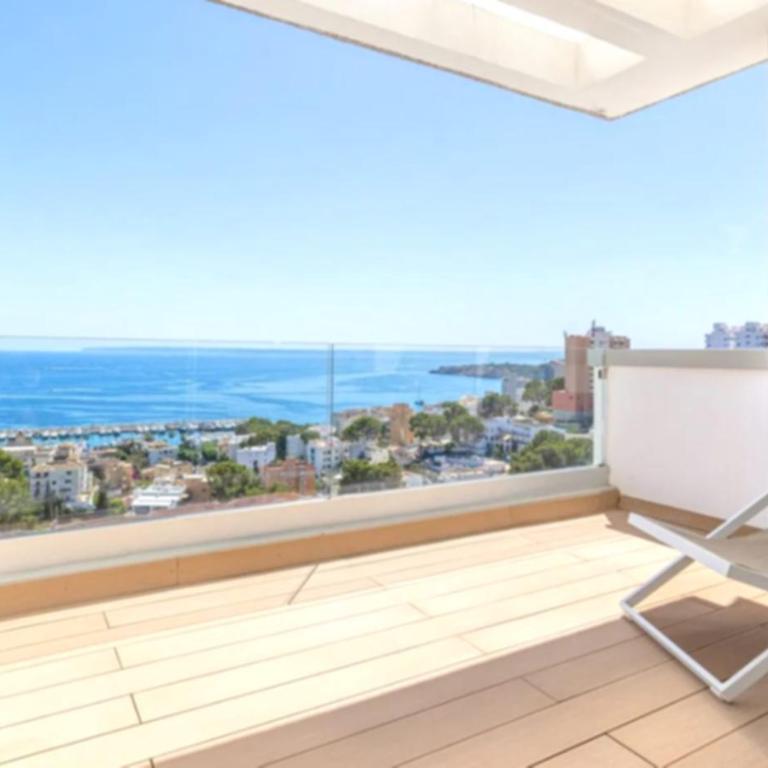 Luxury Escape with Rooftop Jacuzzi - Apartamento - 16