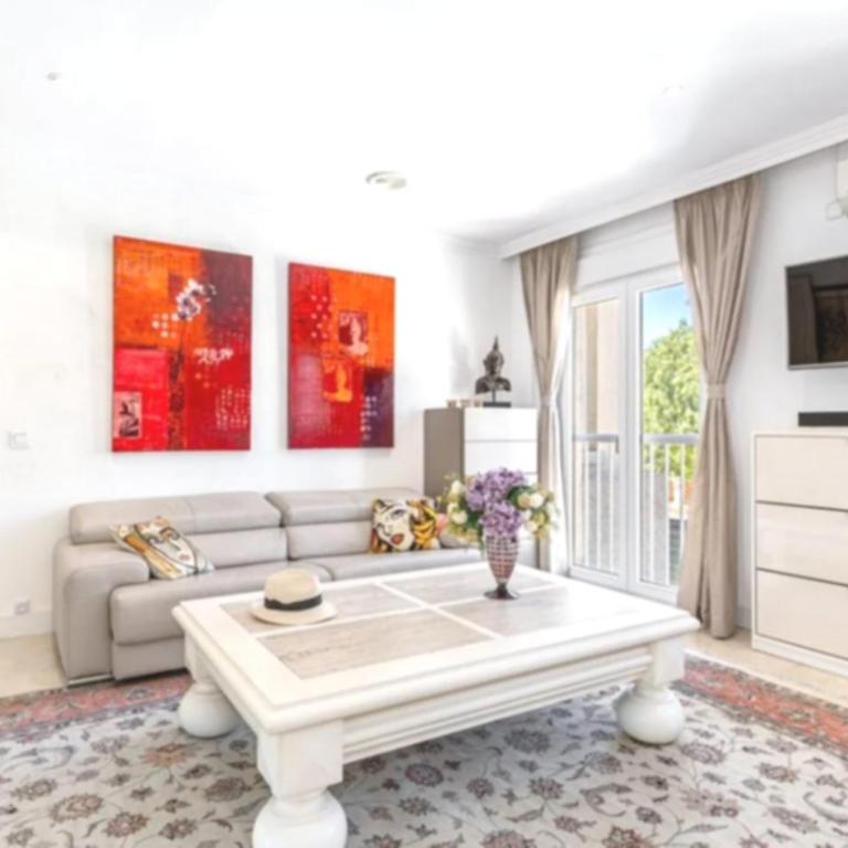 Luxury Escape with Rooftop Jacuzzi - Apartamento - 11