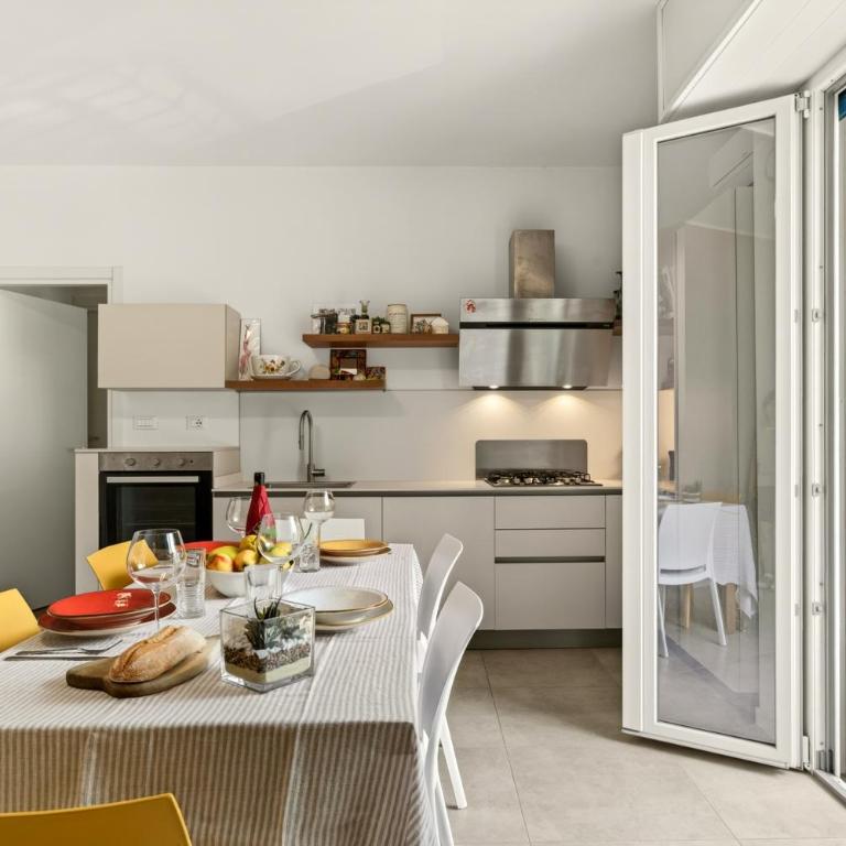 Classy&Easy - Appartamento con 3 Camere da Letto - 30