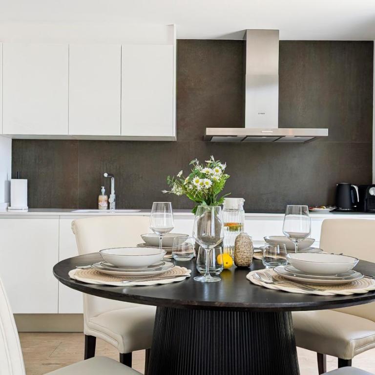 ASTER elegant apartment - Two-Bedroom Apartment - 16