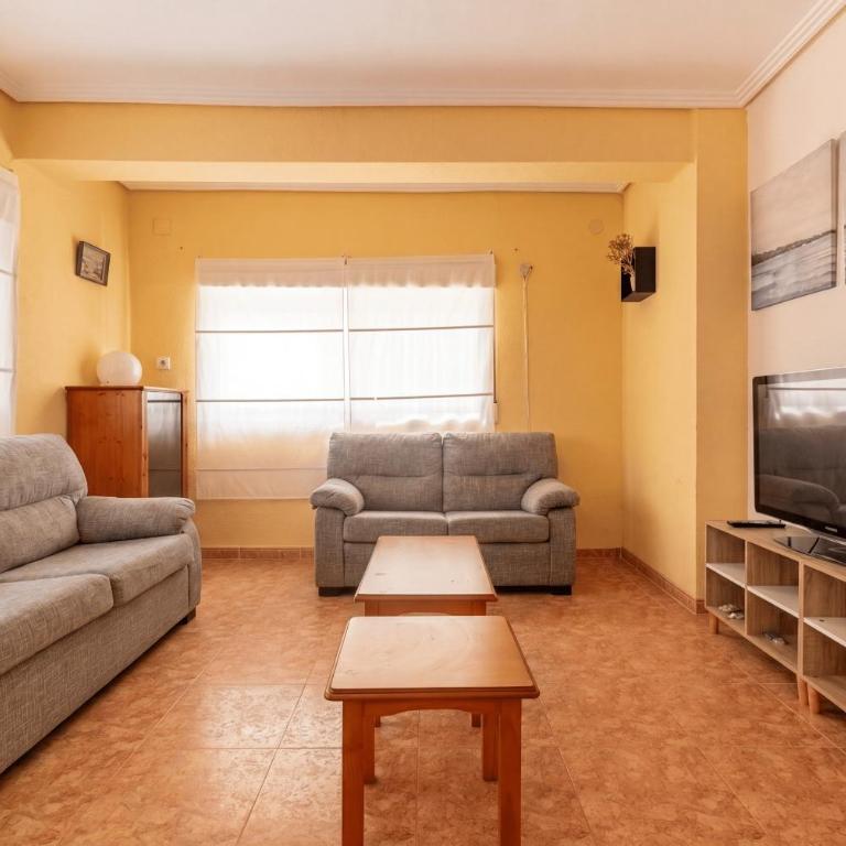 Global Vacacional, Apartamento en primera línea de playa en Canet - Apartment - 3