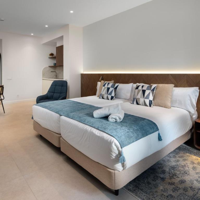 AZUL HOME SUITES Estepona - Estudio con cama extragrande - 10
