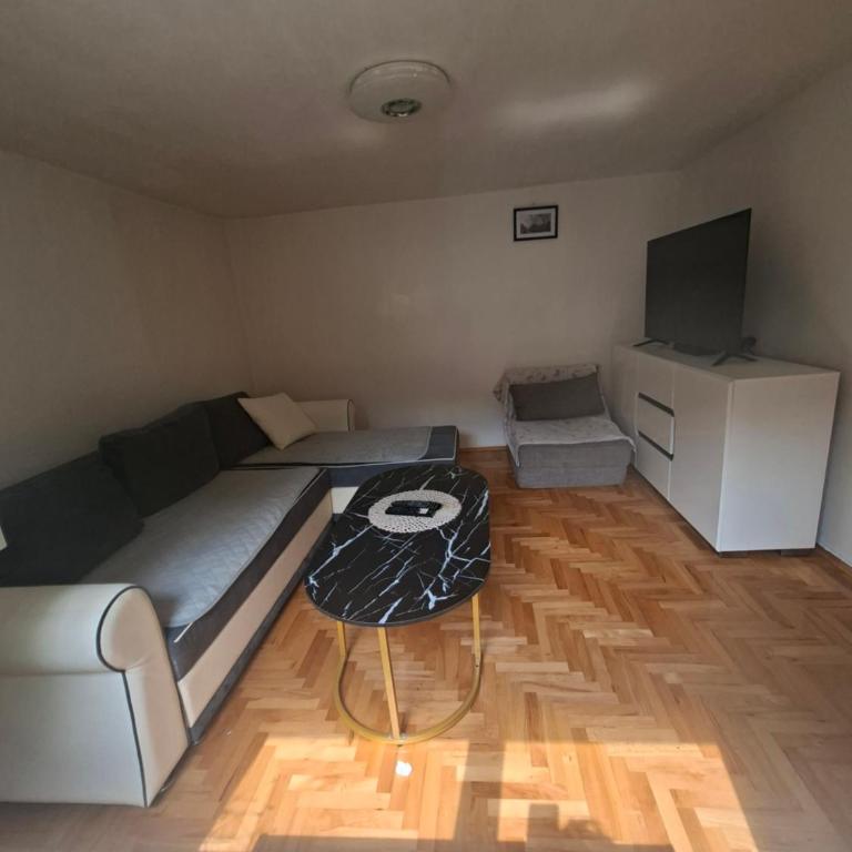 Sarajevo Centar - Apartman sa 2 Spavaće Sobe - 2