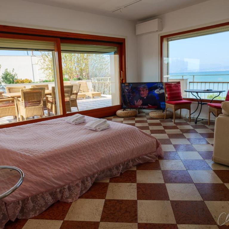 Lake Front Apartment - Direct Lake Access - Villa Fronte Spiaggia - 87