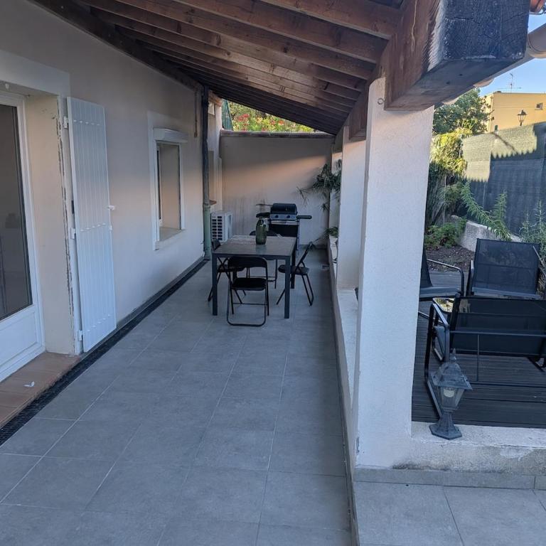 T2 rénové, grand extérieur à 500m Port et Plages - Appartement 1 Chambre - 11