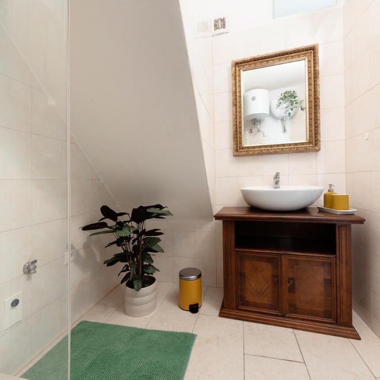 Santa Maria Suite - Appartamento con 1 Camera da Letto - 21