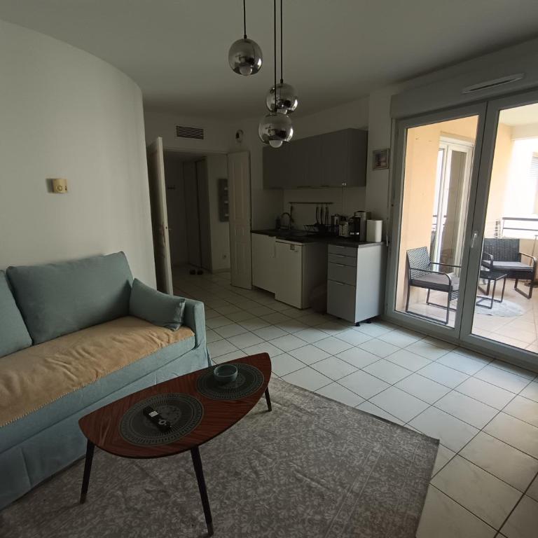 1 Bedroom Air-Conditioned Apartment Beach Wi-Fi - Apartamento de 1 dormitorio - 1