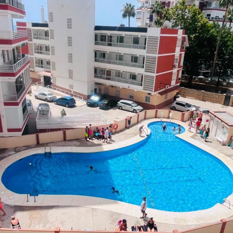 COPA CABANA VISTAS AL MAR - HOME ReNT MALAGA - Three-Bedroom Apartment - 1