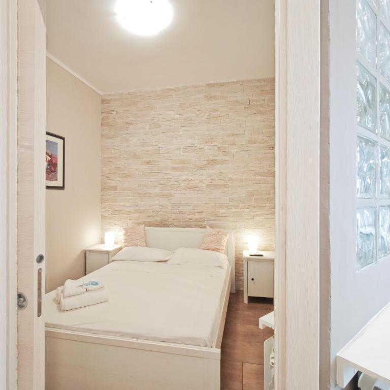 Miky House - Appartamento con 1 Camera da Letto - 7