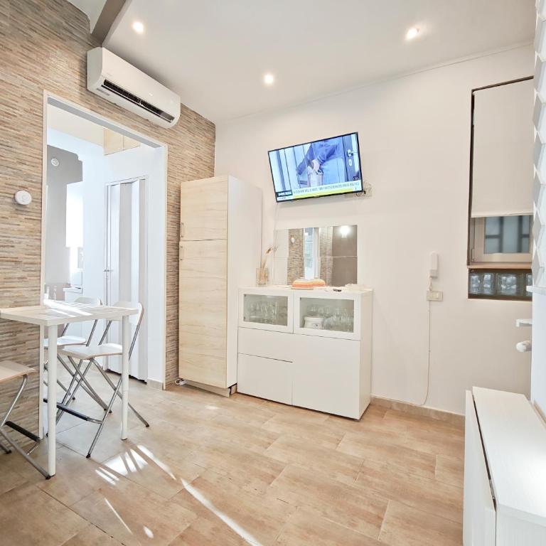 Miky House - Appartamento con 1 Camera da Letto - 9