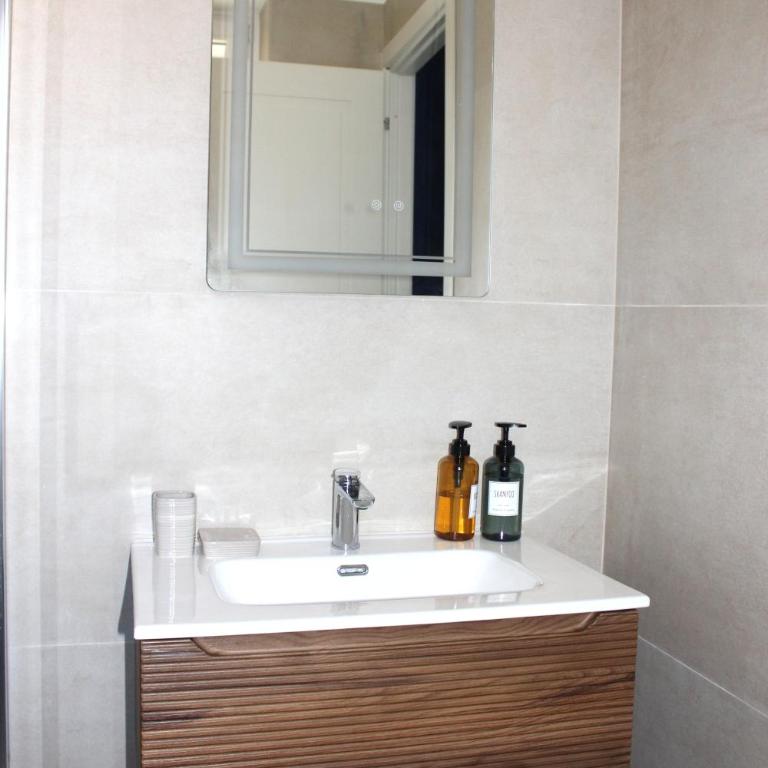 Casa Indipendente in Fiumicino centro - Villa con 3 Camere da Letto - 11