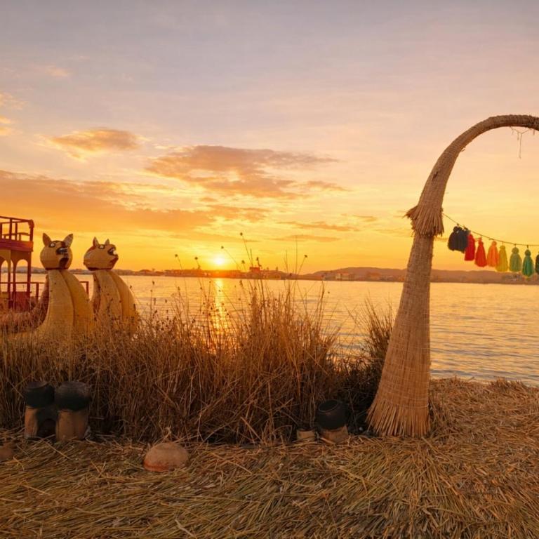 Chaskañawi del lago atardecer - Double or Twin Room with Lake View - 1