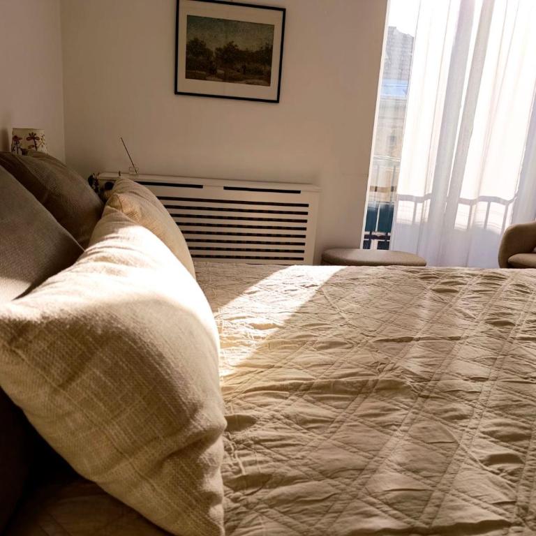 Chic & Comfy Hideaway in the Heart of the City - One-Bedroom Apartment - 59