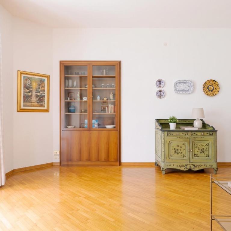 Appartamento Spazioso - Vicino al Mare e al Porto - in Centro Città - Appartamento con 3 Camere da Letto - 15