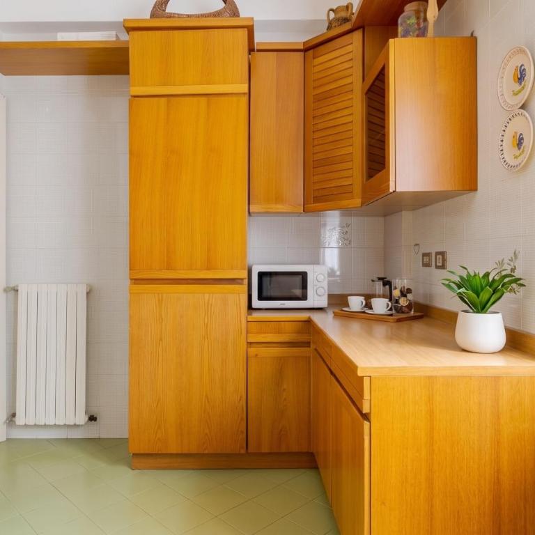 Appartamento Spazioso - Vicino al Mare e al Porto - in Centro Città - Appartamento con 3 Camere da Letto - 24