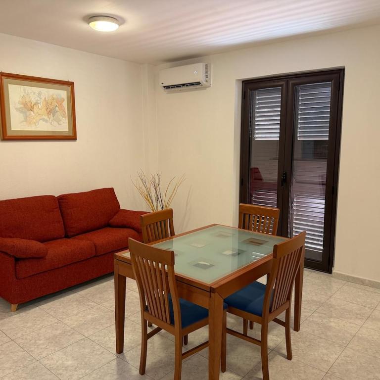 Spacious family apartment with services - Apartment mit 1 Schlafzimmer - 8