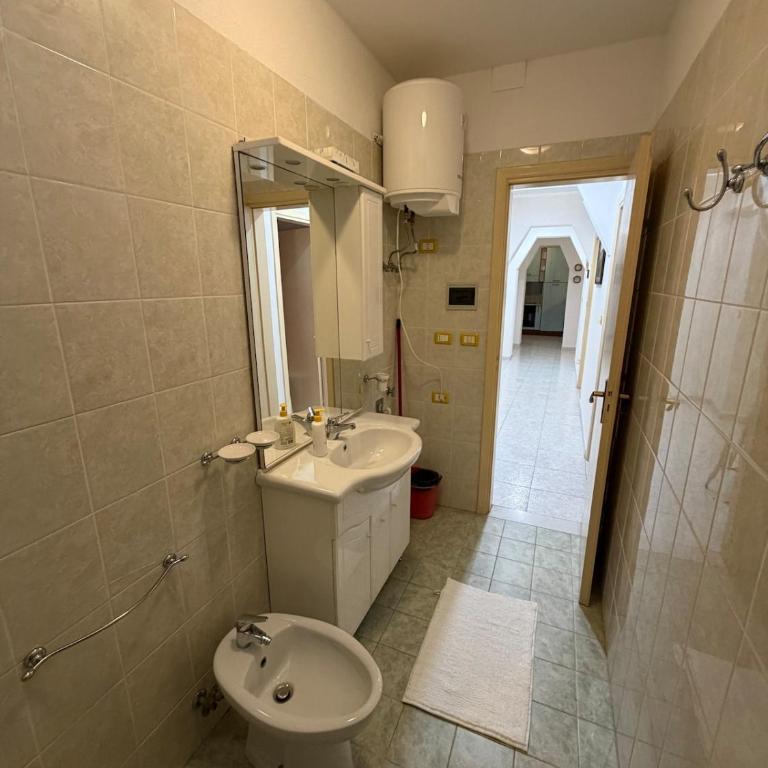 Spacious family apartment with services - Apartment mit 1 Schlafzimmer - 13