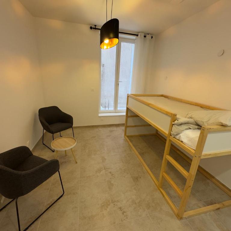 Appart'Hôtel ESTHER - Appartement Familial 1 Chambre - 10