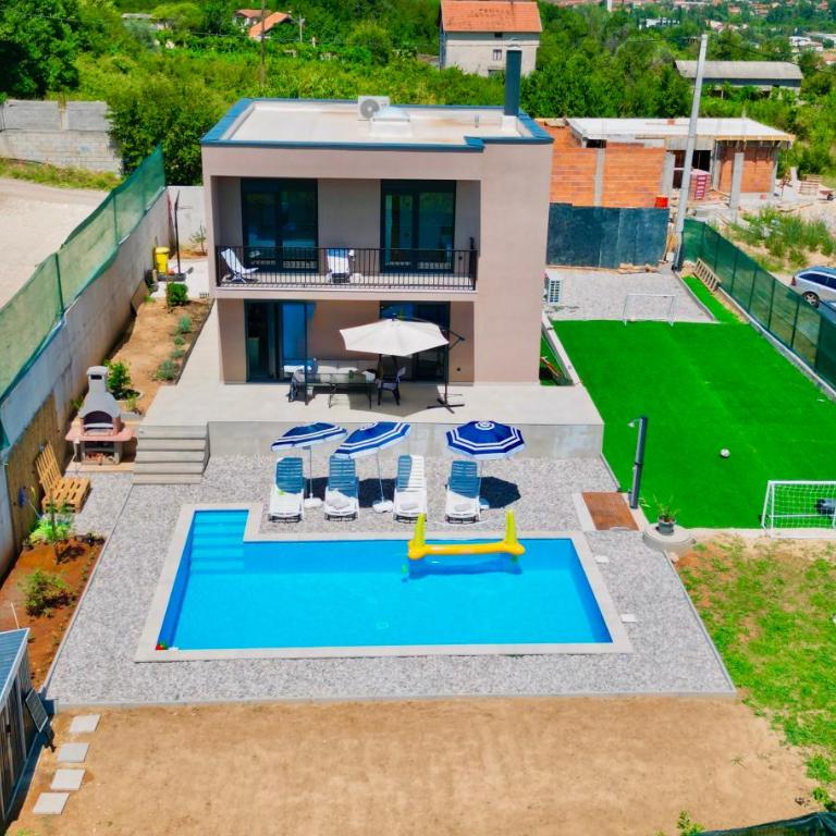 Villa Sunnce - Vila sa Sopstvenim Bazenom - 8