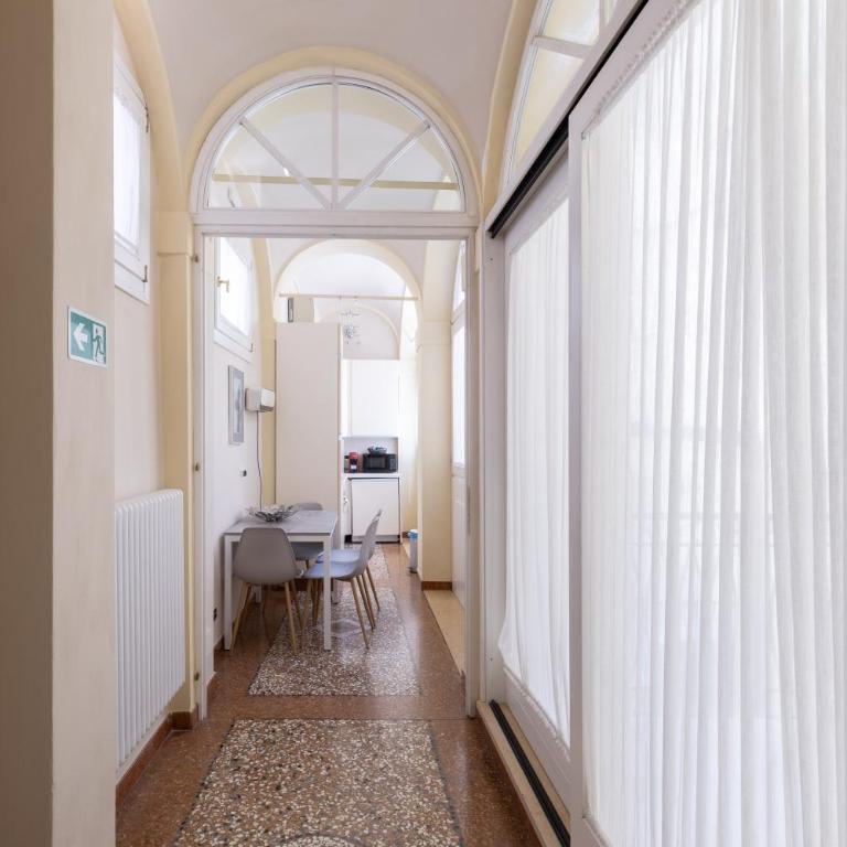 BolognaRoomscom - Santo Stefano Apartments - Apartment with Balcony and Lift - 1