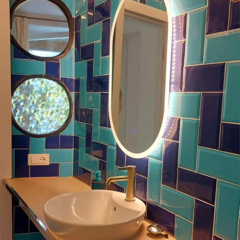 BAMBOO SUITES AREA PORTOFINO Free PARKING - Camera Tripla con Vista Giardino - 9