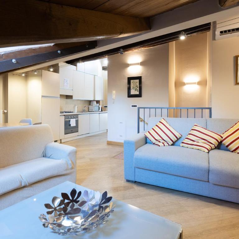 BolognaRoomscom - Santo Stefano Apartments - Attic with Terrace, panoramic view and lift - 14