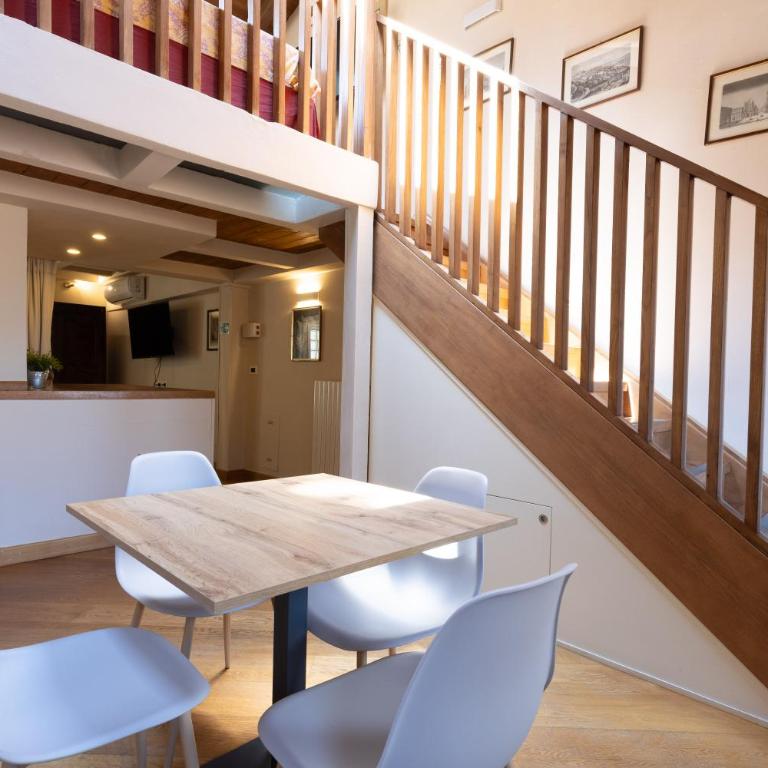 BolognaRoomscom - Santo Stefano Apartments - Deluxe Penthouse with Terrace - Split Level - 3