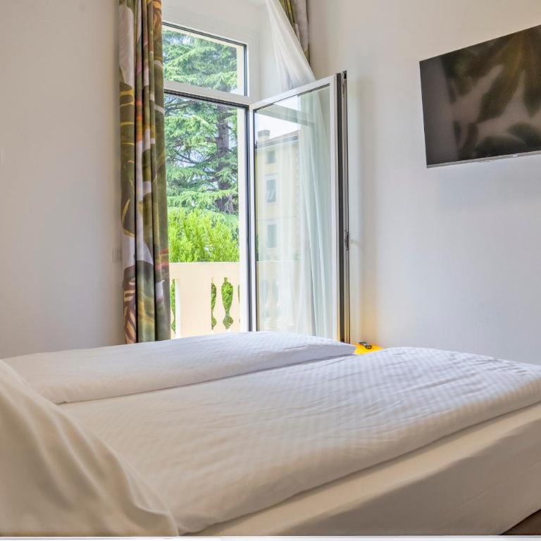 lillil - Popping Holiday - Two-Room Apartment - 6