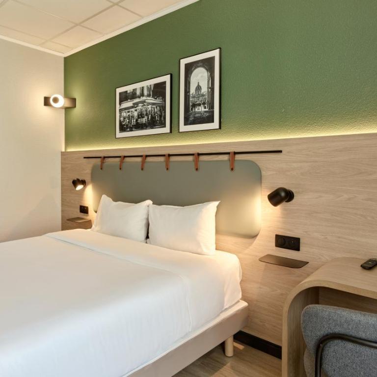 Campanile PRIME - Paris Ouest Boulogne - Chambre Standard - 1 Lit Queen-Size - 2