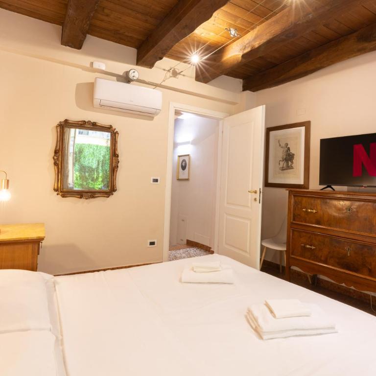 BolognaRoomscom - Santo Stefano Apartments - Apartment with courtyard view - 3