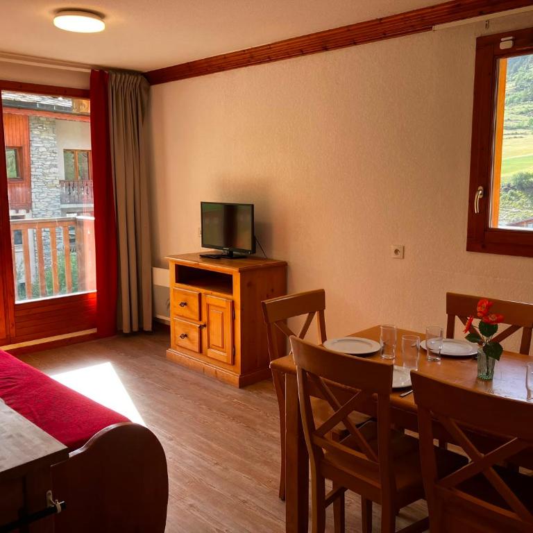 Résidence Lagrange Vacances Les Valmonts de Val Cenis - Appartement 1 Chambre (4 Adultes) - 6