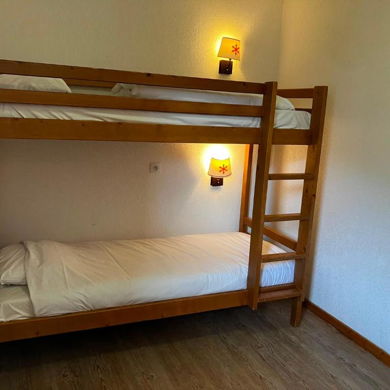 Résidence Lagrange Vacances Les Valmonts de Val Cenis - Appartement 1 Chambre (4 Adultes) - 3