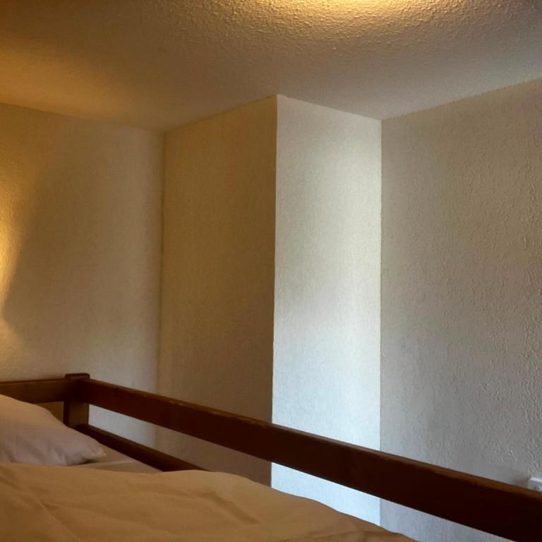 Résidence Lagrange Vacances Les Valmonts de Val Cenis - Appartement 2 Chambres avec Alcôve (8 Adultes) - 21