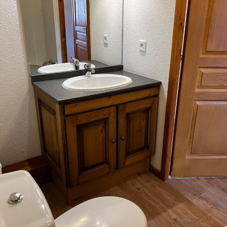 Résidence Lagrange Vacances Les Valmonts de Val Cenis - Appartement 2 Chambres avec Alcôve (8 Adultes) - 24