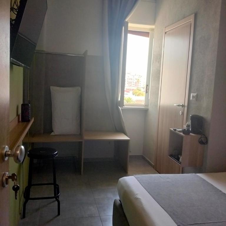 Home 65 Catania - Double Room with Private Bathroom - 5