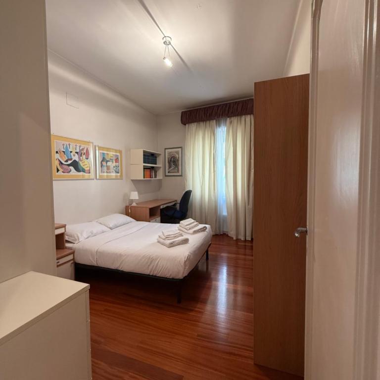 Aurelia Rooms with parking and near Vatican - Camera Matrimoniale con Bagno Privato Esterno - 7
