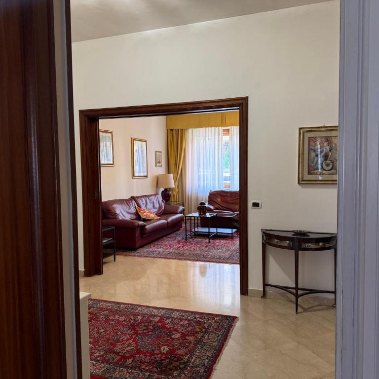 Aurelia Rooms with parking and near Vatican - Camera Matrimoniale con Bagno Privato Esterno - 9