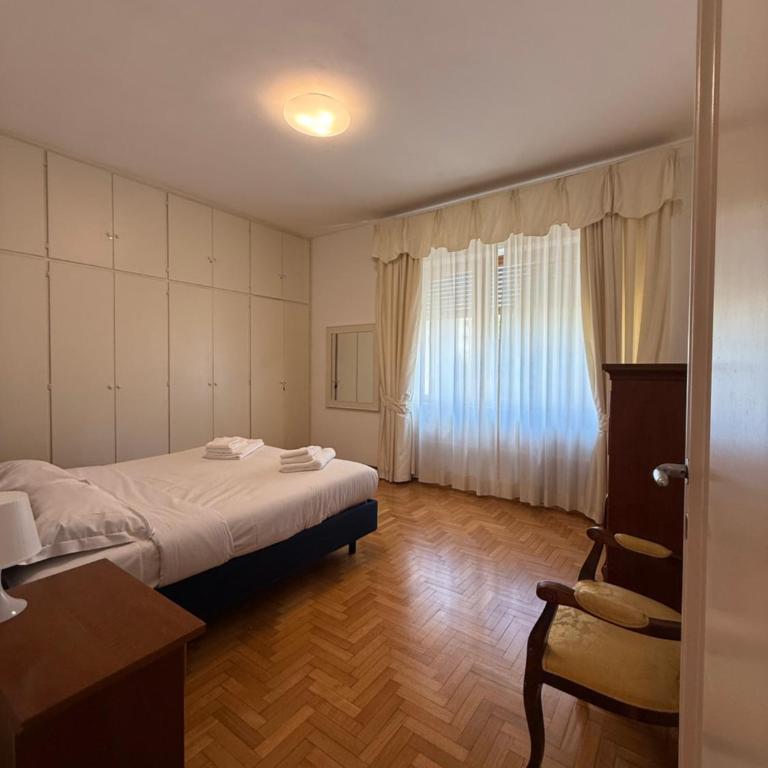 Aurelia Rooms with parking and near Vatican - Camera Matrimoniale con Bagno Privato Esterno - 13
