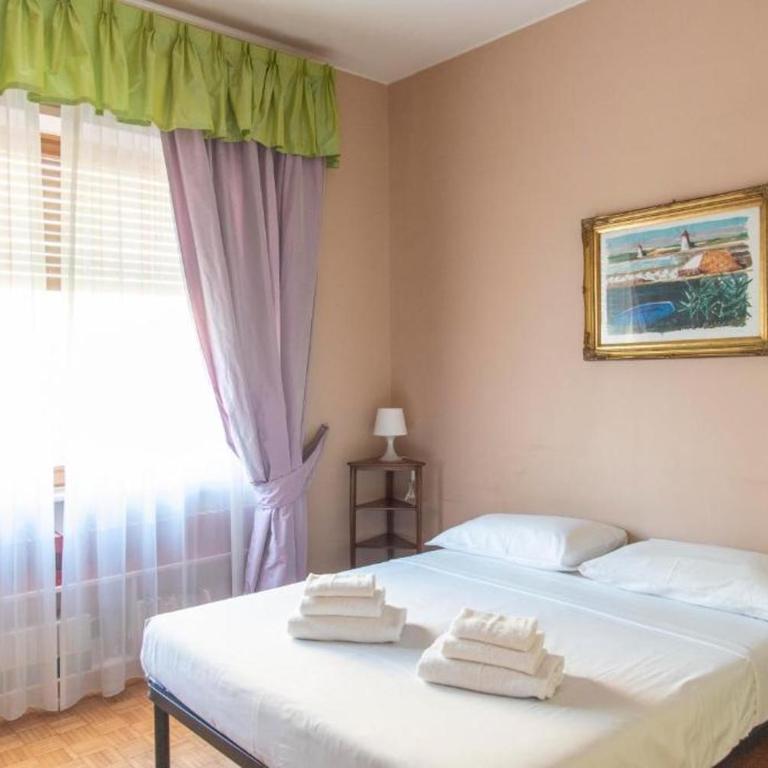 Aurelia Rooms with parking and near Vatican - Camera Matrimoniale con Bagno Privato Esterno - 14
