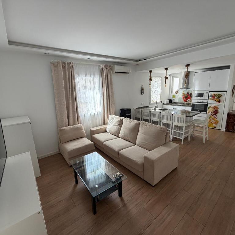GENUAR APARTMENTS 3 Bedroom close to beach - Apartamento - 21