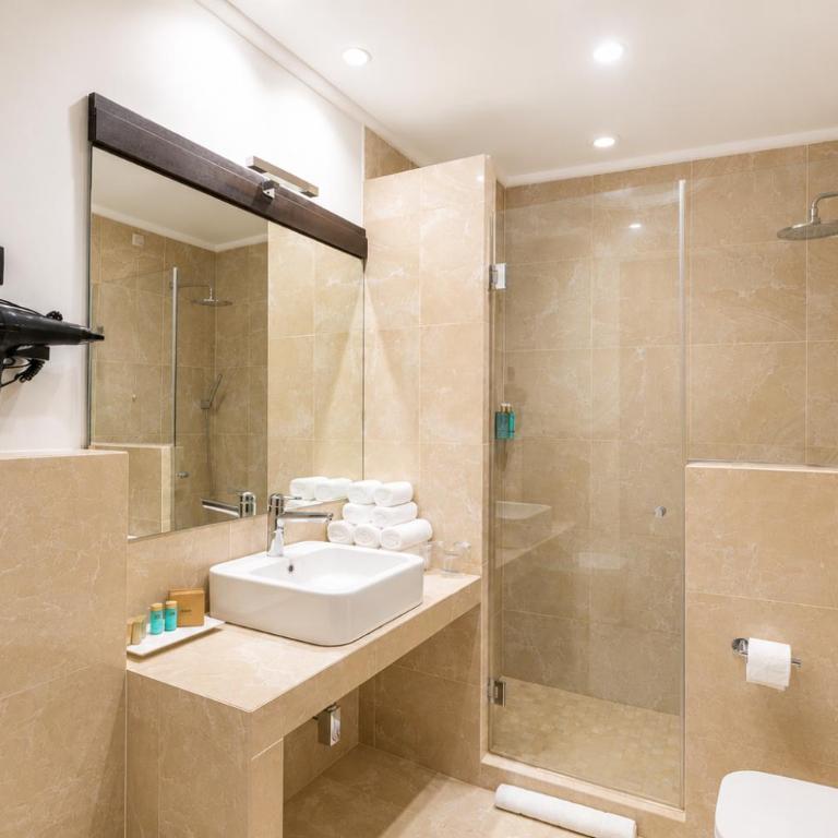 Hotel Constantine the Great - Chambre Lits Jumeaux Deluxe - 2