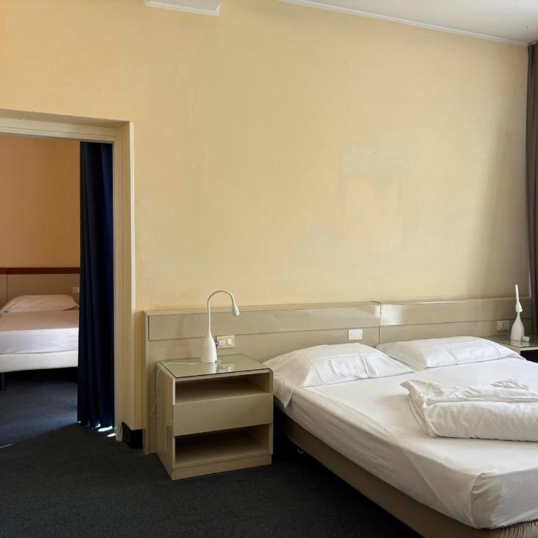 Hotel Bristol - Camera Familiare - 7