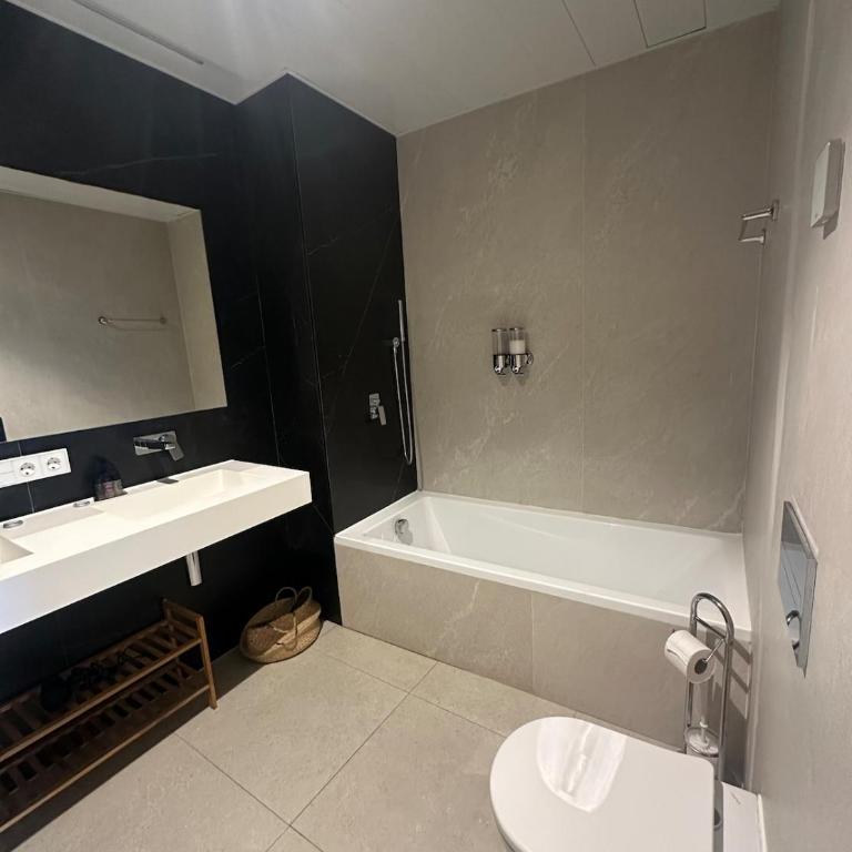 Gelijkvloers 3 slaapkamer appartement `Thetis` - Apartamento de 3 dormitorios - 19
