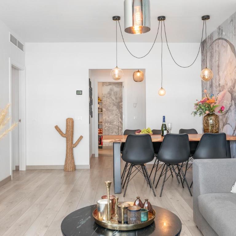 Casa Battie - Two-Bedroom Apartment - 7